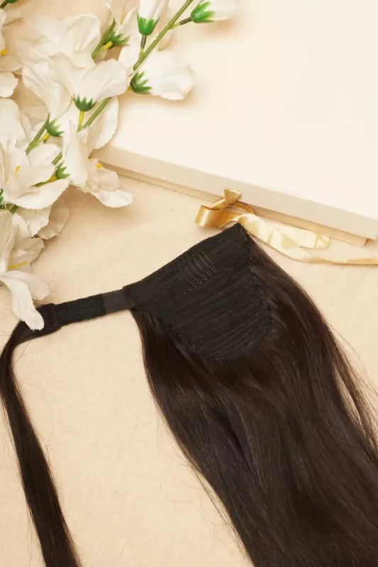 CELEBRITY STYLE PONYTAIL